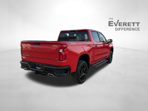 Used 2024 Chevrolet Silverado 1500 LT Trail Boss w/ Convenience Package II image 7