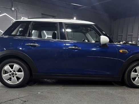 Used 2015 MINI Cooper 4-Door Hardtop FWD image 8