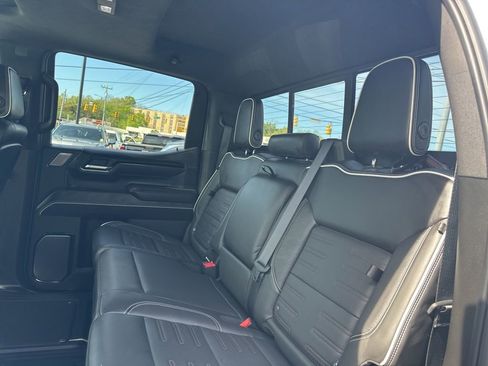 Used 2022 GMC Sierra 1500 AT4X AWD/4WD image 27