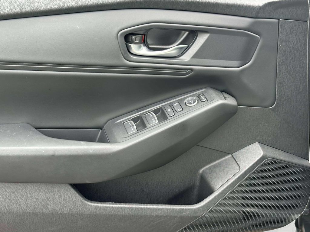 Certified 2024 Honda Accord EX image 17