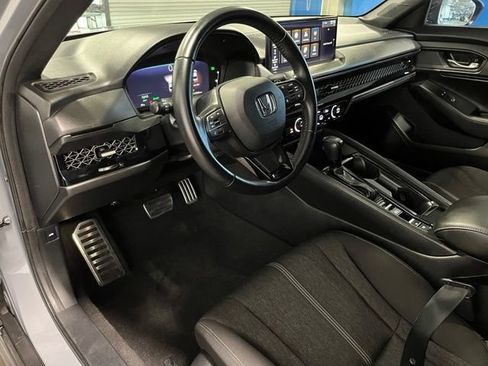 Used 2023 Honda Accord Sport image 19