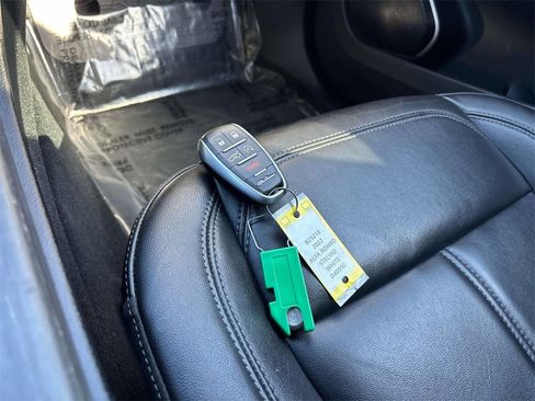 Used 2022 Alfa Romeo Stelvio Ti image 30