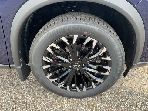 New 2026 Nissan Rogue SV FWD image 7