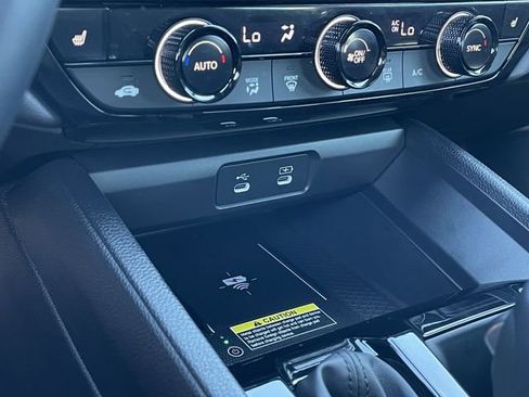 Used 2025 Honda Accord Sport image 19