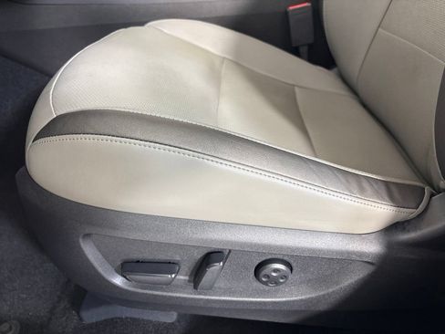Used 2023 INFINITI QX50 Luxe FWD image 15