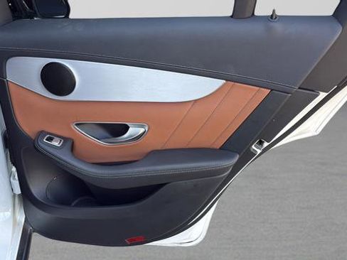 Used 2023 Mercedes-Benz GLC 300 4MATIC Coupe image 26