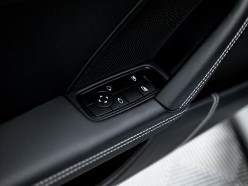 Used 2026 Porsche 911 GT3 image 39