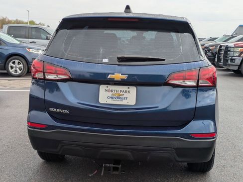 Certified 2023 Chevrolet Equinox LS image 4
