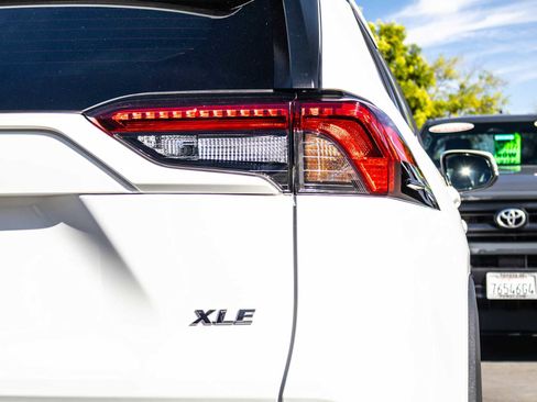 Used 2024 Toyota RAV4 XLE image 10