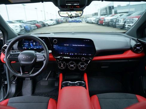 Used 2024 Chevrolet Blazer EV RS image 12