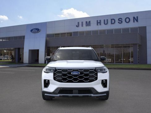 New 2026 Ford Explorer Platinum image 6