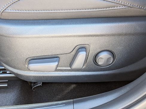 New 2026 Kia Seltos EX FWD image 22