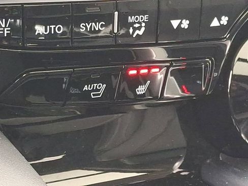 Certified 2024 Acura MDX SH-AWD w/ Technology Package image 28
