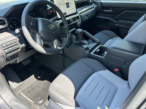 Used 2024 Toyota Tacoma TRD Off-Road image 14