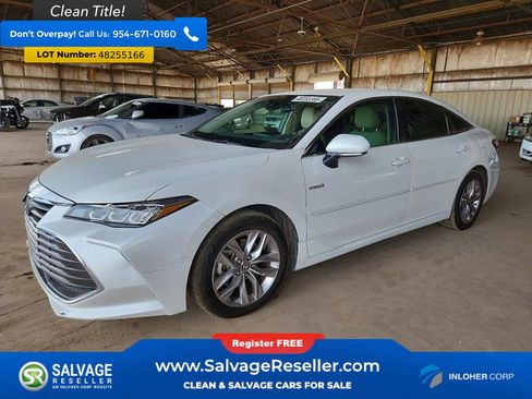 Used 2020 Toyota Avalon XLE w/ Carpet Mat Package FWD image 1