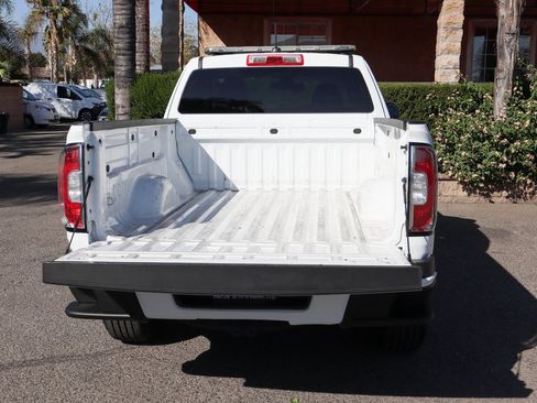 Used 2022 GMC Canyon Elevation Standard w/ Convenience Package image 8