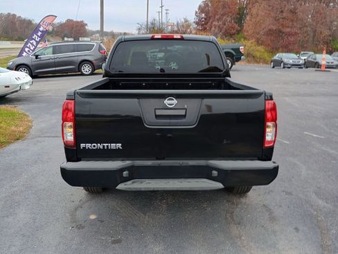 Used 2017 Nissan Frontier S image 4