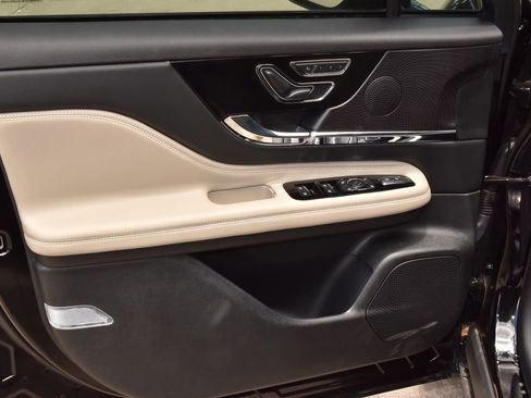 New 2026 Lincoln Corsair Grand Touring w/ Jet Appearance Package AWD/4WD image 35