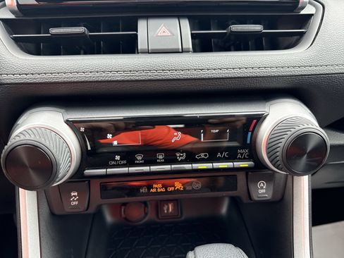Certified 2025 Toyota RAV4 LE FWD image 16