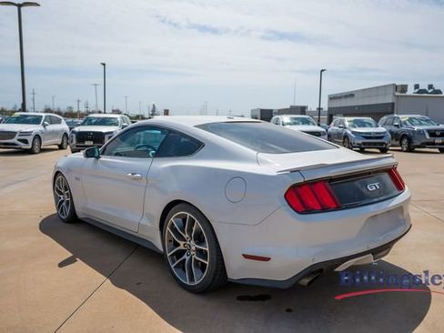 Used 2016 Ford Mustang GT Premium image 3