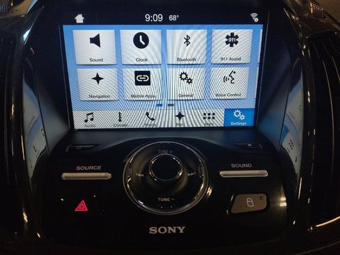 Used 2016 Ford Escape Titanium image 25