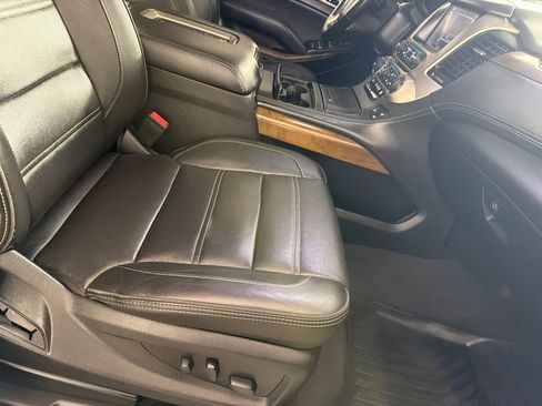 Used 2019 GMC Yukon Denali w/ Open Road Package AWD/4WD image 25
