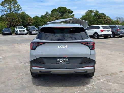 Certified 2026 Kia Sportage S AWD/4WD image 7