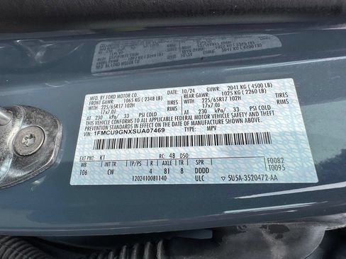 Used 2025 Ford Escape Active w/ Active Premium Tech Pack AWD/4WD image 46