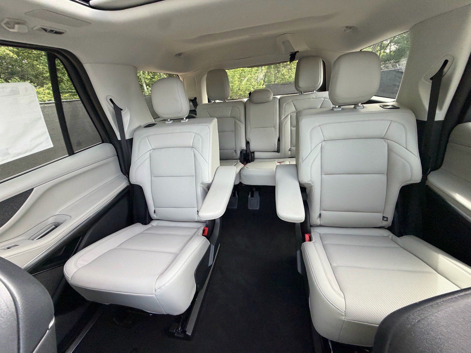 New 2026 Lincoln Navigator Reserve AWD/4WD image 39