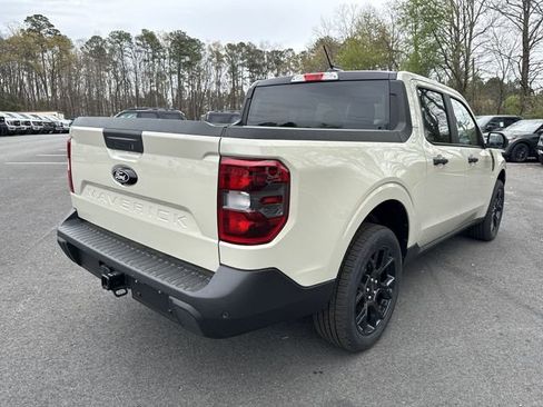New 2025 Ford Maverick XLT w/ Black Appearance Package AWD/4WD image 8