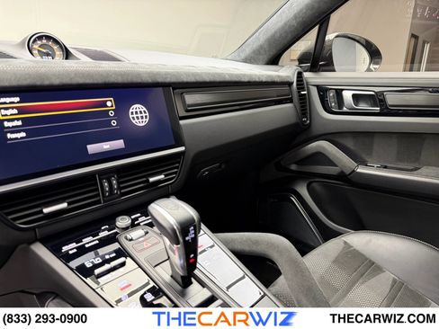 Used 2023 Porsche Cayenne Turbo GT image 64