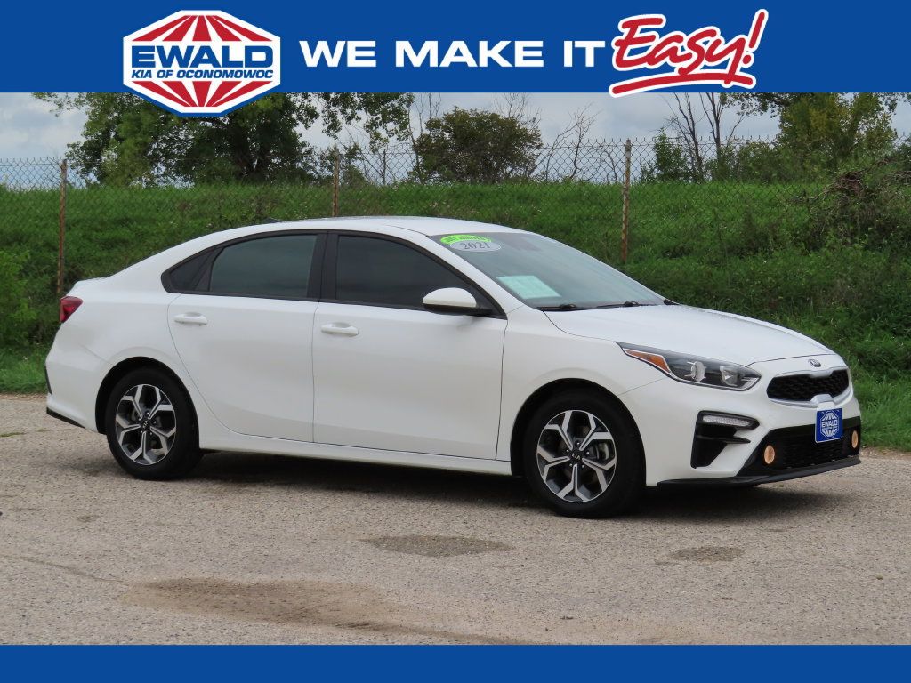 Used 2021 Kia Forte LXS FWD image 1