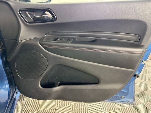 Used 2025 Dodge Durango GT image 31