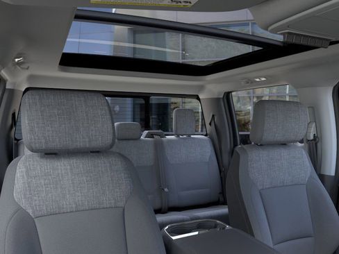 New 2025 Ford F250 XLT w/ Black Appearance Package image 23