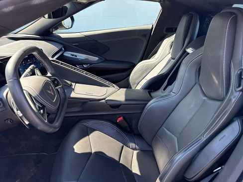 Used 2025 Chevrolet Corvette Stingray Coupe w/ 1LT RWD image 19
