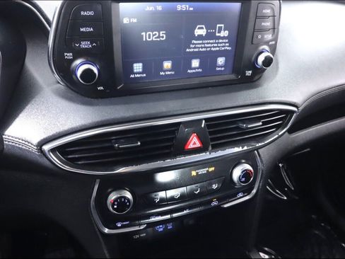 Used 2019 Hyundai Santa Fe SE FWD image 15