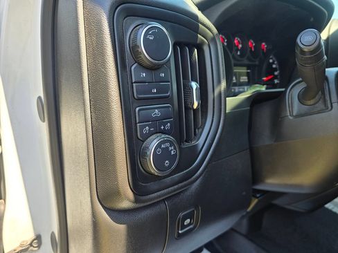 Used 2024 Chevrolet Silverado 2500 Custom w/ Custom Convenience Package AWD/4WD image 12