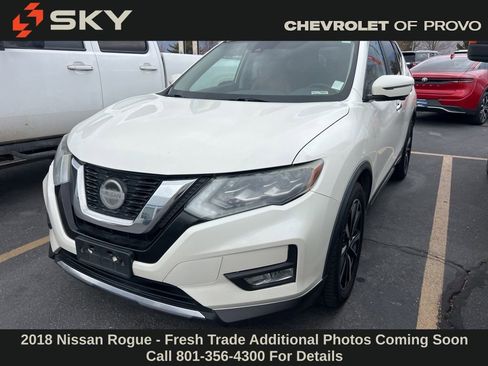 Used 2018 Nissan Rogue SL w/ Premium Package image 1