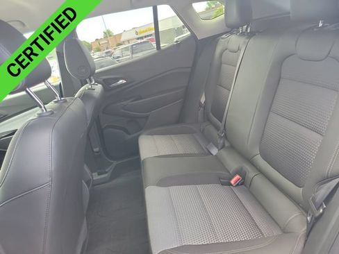 Certified 2025 Chevrolet Trax LT w/ Driver Confidence Package FWD image 25