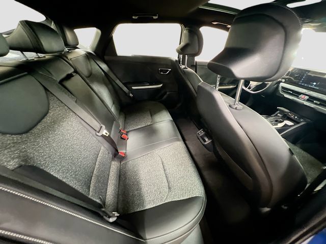 New 2025 Kia K4 GT-Line w/ GT-Line Sunroof Package FWD image 27