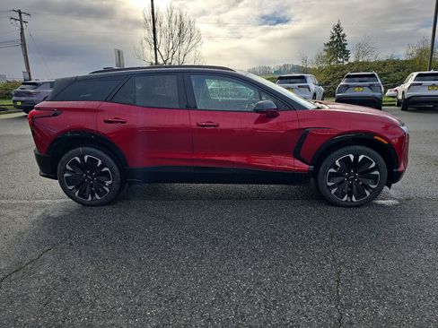 New 2026 Chevrolet Blazer EV RS image 7