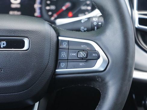 Used 2025 Jeep Compass Limited AWD/4WD image 15