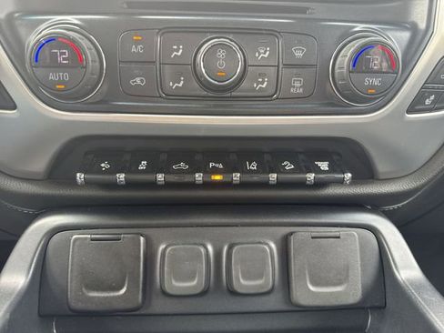 Certified 2019 GMC Sierra 2500 SLT w/ Duramax Plus Package image 19