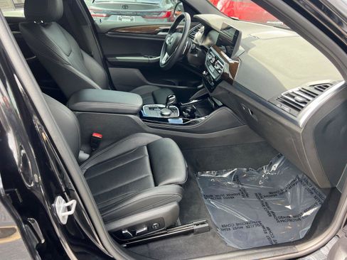 Used 2024 BMW X4 xDrive30i AWD/4WD image 13