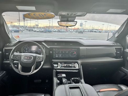 Used 2022 GMC Sierra 1500 AT4 w/ Technology Package image 40