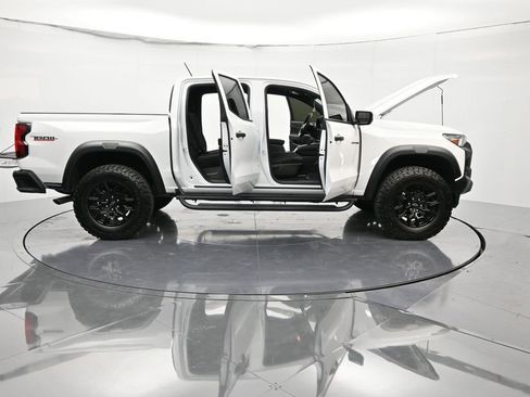 Certified 2024 Chevrolet Colorado Trail Boss w/ Advanced Trailering Package image 47