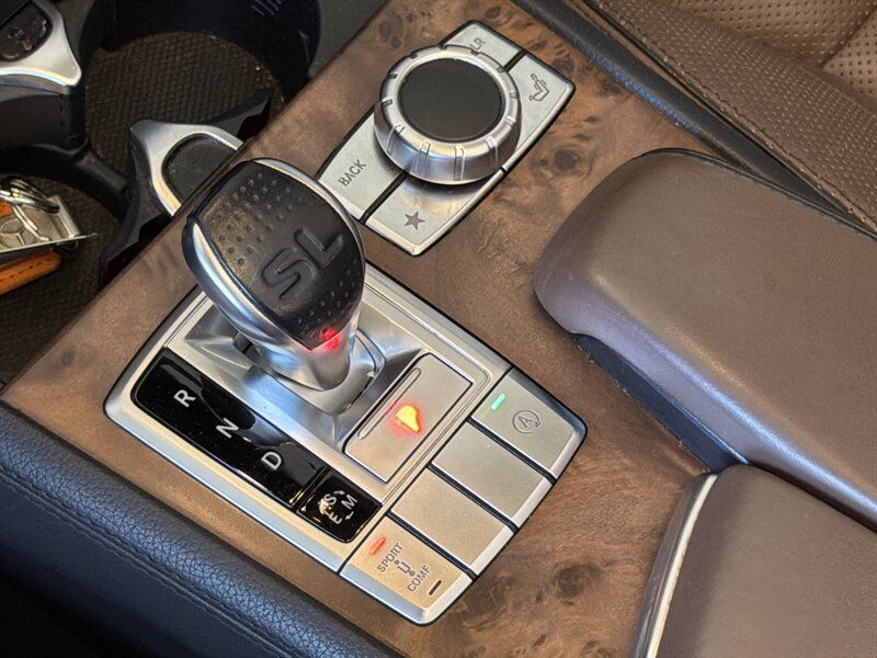 Used 2015 Mercedes-Benz SL 400 w/ Premium I Package image 26