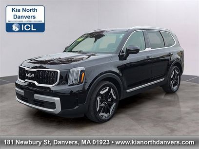 Used 2024 Kia Telluride EX w/ EX Captain's Chair Package