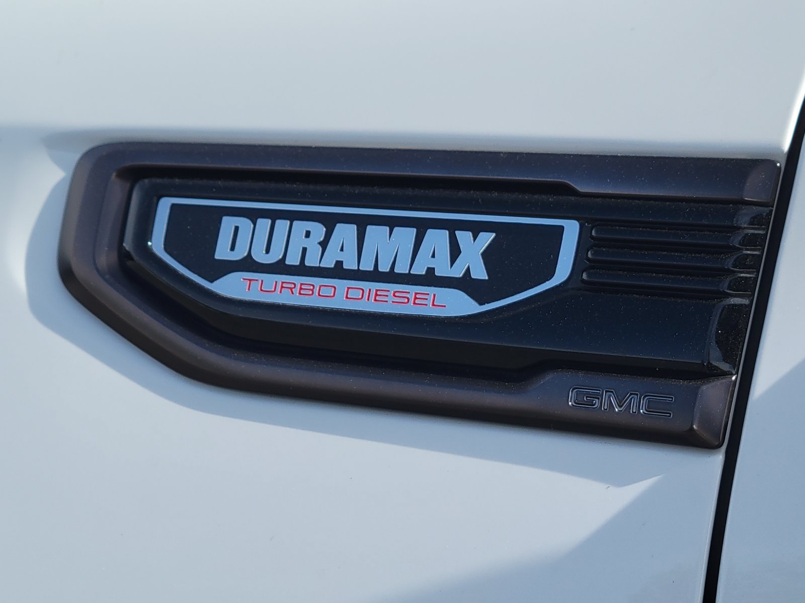Used 2024 GMC Sierra 1500 AT4X AWD/4WD image 15