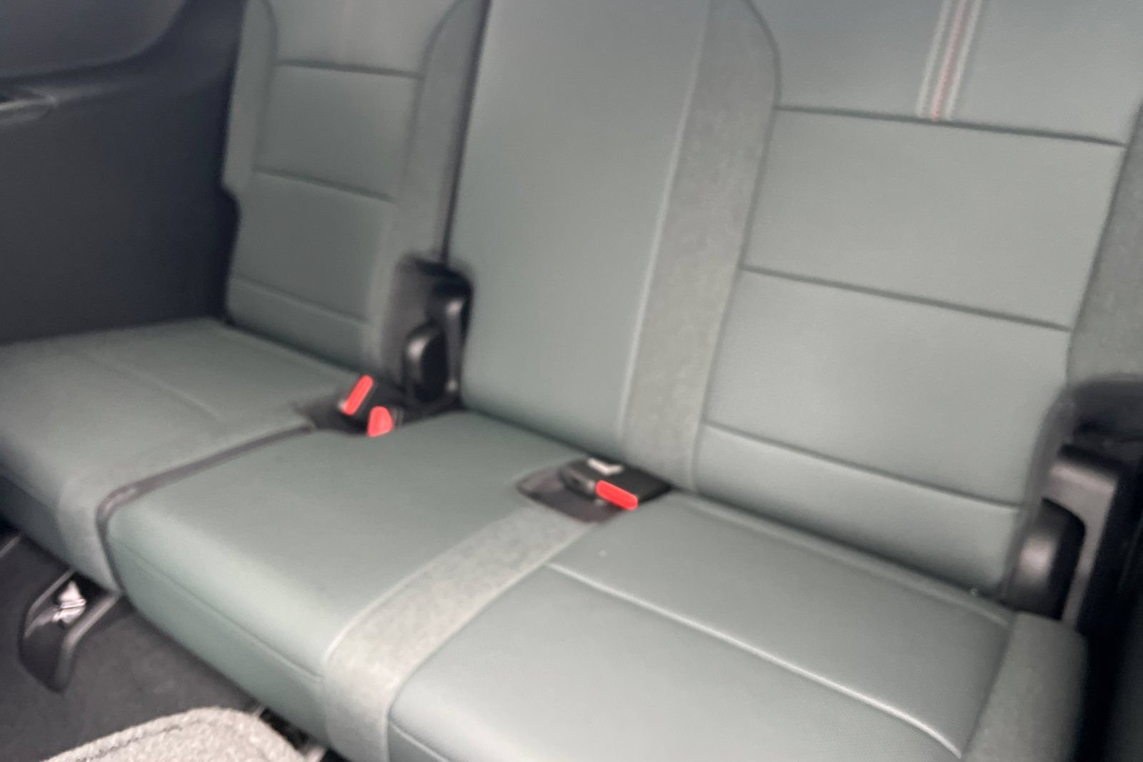 New 2026 GMC Acadia AT4 w/ Luxury Package AWD/4WD image 12
